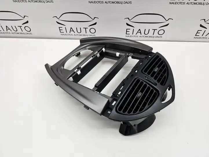 Citroen C5 (2004 - 2008) 9650443077 Центральный воздушный дефлектор — фото 5