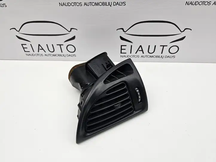 Citroen C5 (2004 - 2008) 963261667A Боковой воздушный дефлектор — фото 1