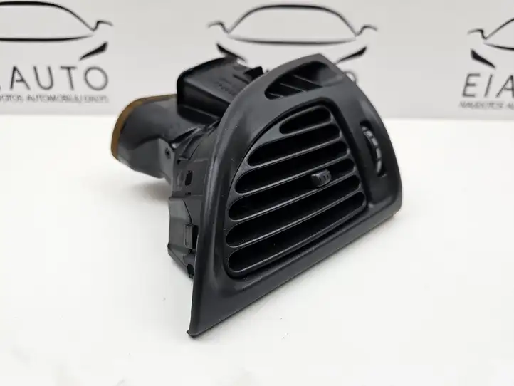 Citroen C5 (2004 - 2008) 963261667A Боковой воздушный дефлектор — фото 4