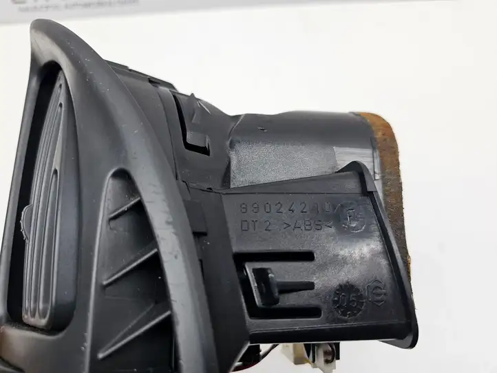 Citroen C5 (2004 - 2008) 963261667A Боковой воздушный дефлектор — фото 10