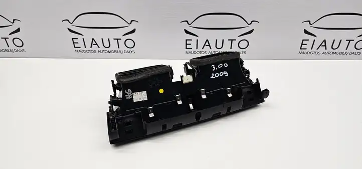 BMW X5 E70 (2006 - 2013) 7161801 Центральный воздушный дефлектор — фото 5
