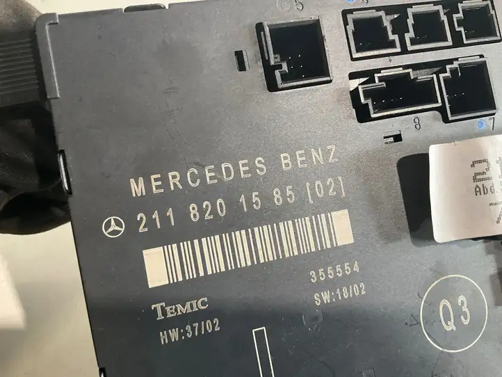 Mercedes-Benz E W211 (2002 - 2009) 2118201585 Блок управления дверью — фото 3