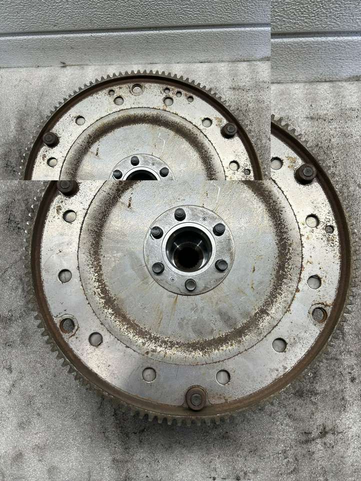 Audi A4 (2011 - 2015)  012295000333 Корзина сцепления