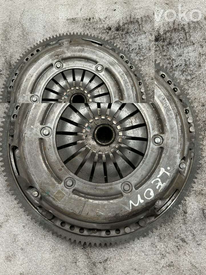 Seat Leon (5F) (2012 - 2019)  3082001907 Корзина сцепления