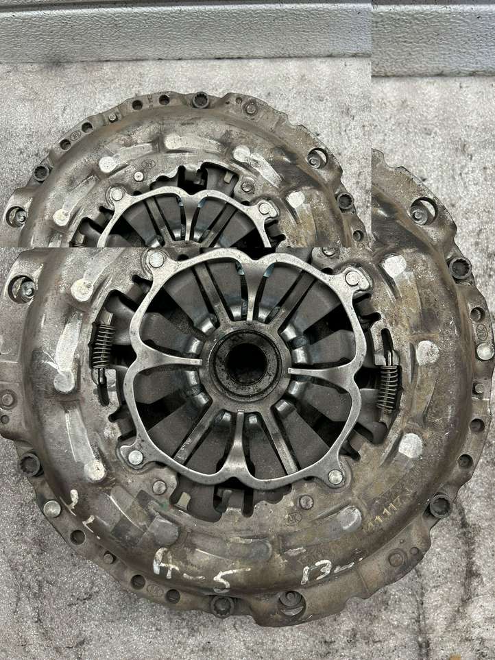Audi A5 (2007 - 2011)  0B1141117J Корзина сцепления