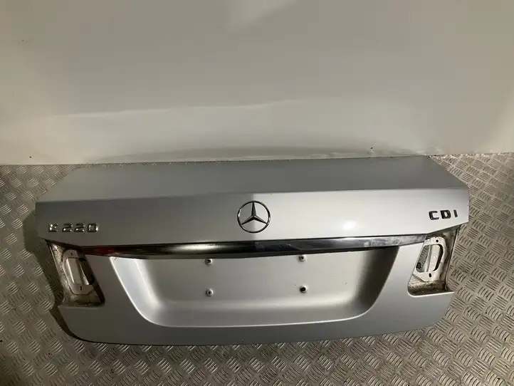 Mercedes-Benz E W212 (2009 - 2016) Крышка багажника — фото 1