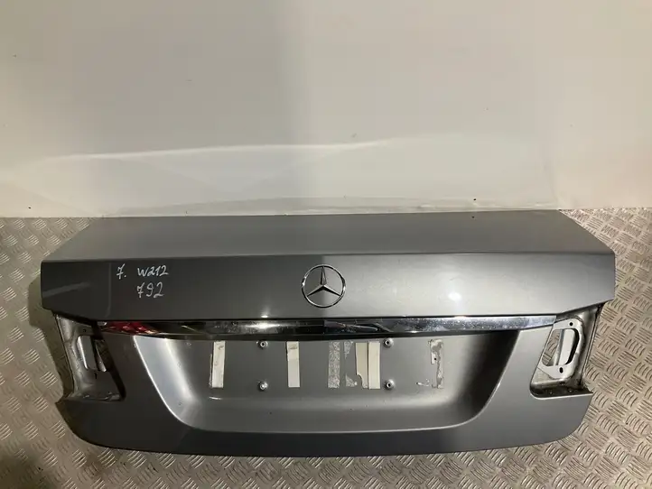 Mercedes-Benz E W212 (2009 - 2016) Крышка багажника — фото 1