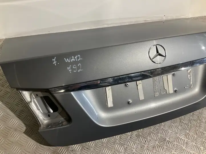 Mercedes-Benz E W212 (2009 - 2016) Крышка багажника — фото 3