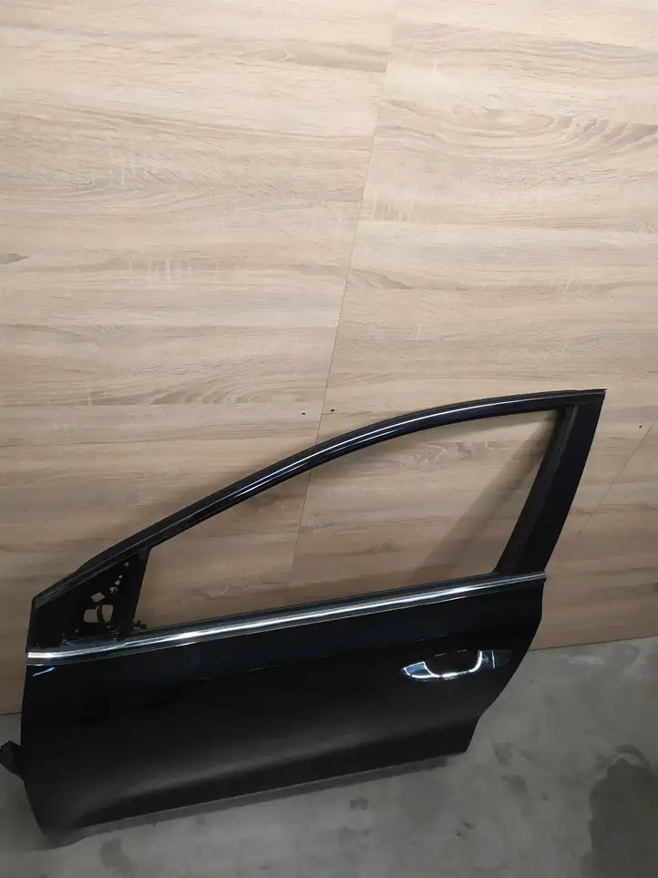 Kia Sportage (2016 - 2018) Дверь — фото 8