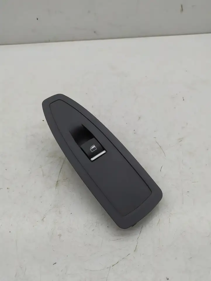 BMW 3 F30 F35 F31 (2012 - 2018) 9208107 Блок кнопок стеклоподъемников — фото 1