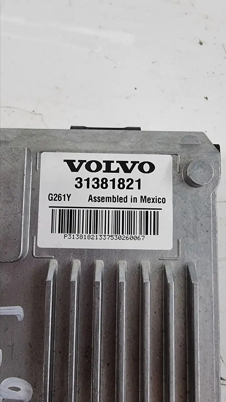 Volvo V60 (2010 - 2013) 31381821 Камера в лобовом стекле — фото 6