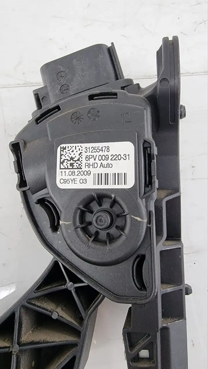 Volvo V60 (2010 - 2013) 31255478 Педаль акселератора — фото 4
