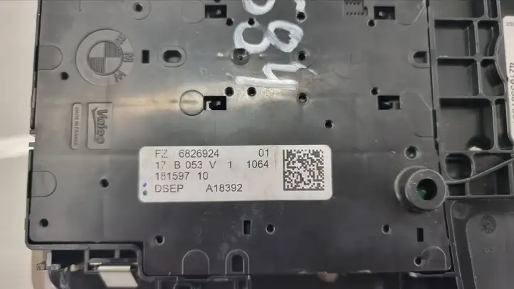 BMW 3 F30 F35 F31 (2012 - 2018) 6826924 Передняя подсветка — фото 6