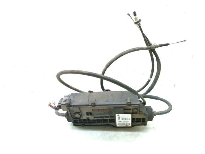 BMW X5 E70 (2006 - 2013)  6796072 Привод ручного тормоза