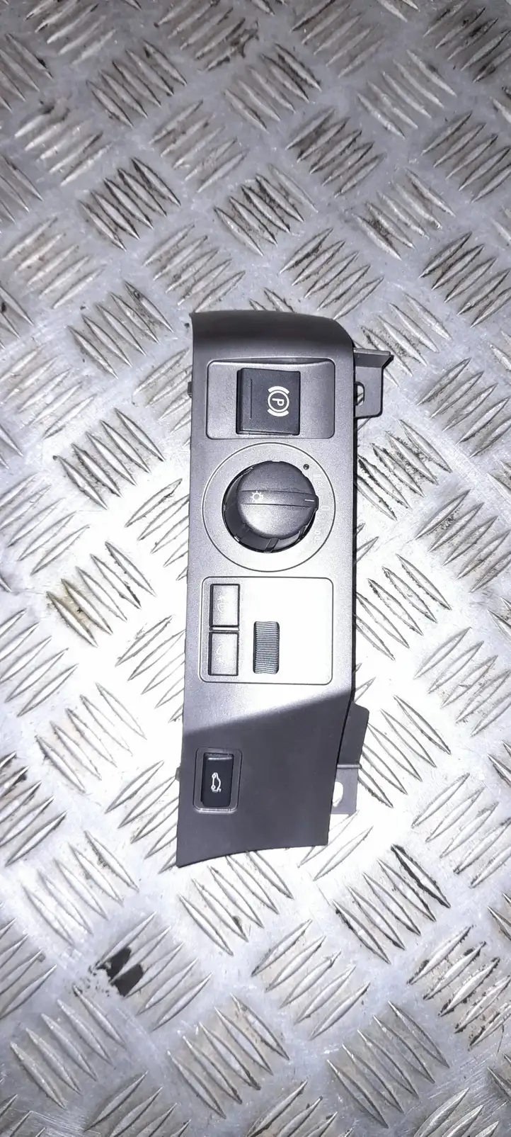BMW 7 E65 E66 (2001 - 2008) 691884901 Включатель фонарей — фото 1