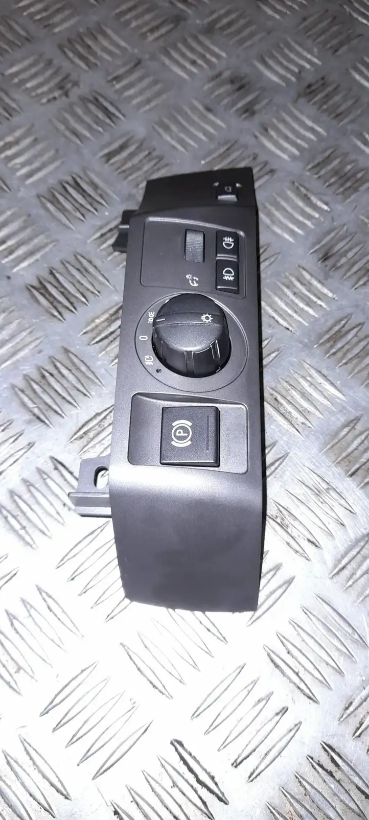 BMW 7 E65 E66 (2001 - 2008) 691884901 Включатель фонарей — фото 2