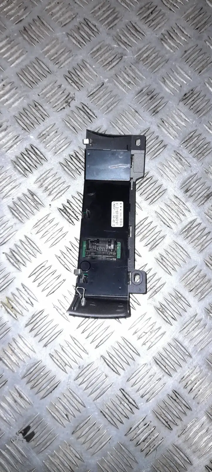 BMW 7 E65 E66 (2001 - 2008) 691884901 Включатель фонарей — фото 3