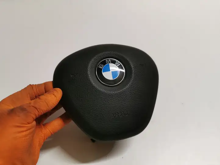 BMW 3 F30 F35 F31 (2012 - 2018) Подушка безопасности руля — фото 1