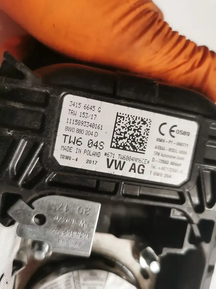 Audi A4 S4 B9 (2015 - 2019) 8W0880204D Подушка безопасности пассажира — фото 5