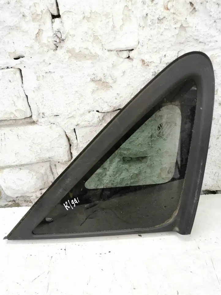 Hyundai ix35 (2013 - 2019) 43R000392 Заднее боковое стекло — фото 1