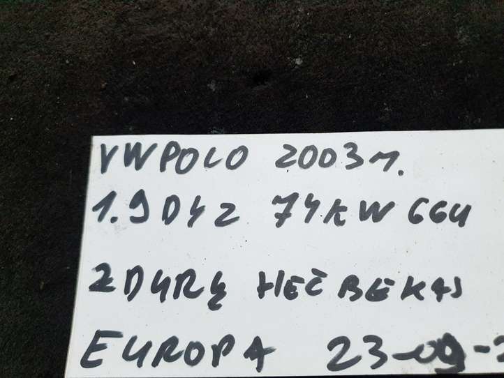 Volkswagen Polo (2001 - 2005)  6Q0947411 Другая деталь отделки пере́дней дверей