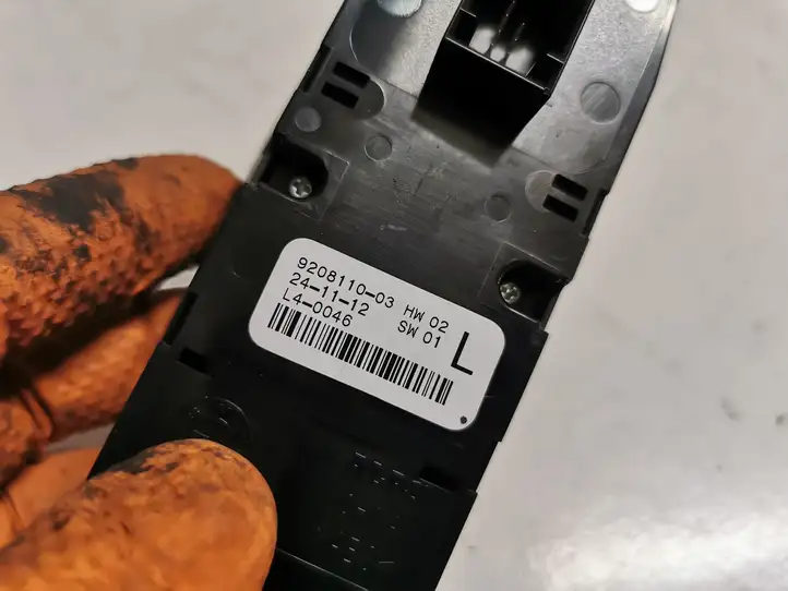 BMW 3 F30 F35 F31 (2012 - 2018) 9208110 Блок кнопок стеклоподъемников — фото 3