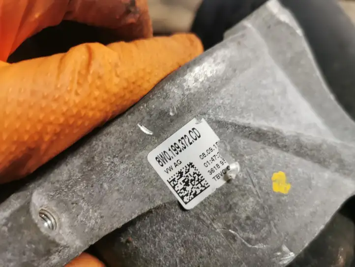 Audi A4 S4 B9 (2015 - 2019) 8W0199372CD Опора двигателя — фото 5