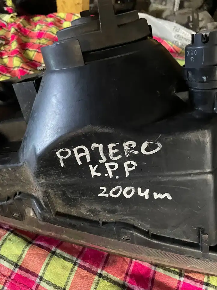 Mitsubishi Pajero Sport I (1996 - 2004) 9928699005 Передняя фара — фото 1
