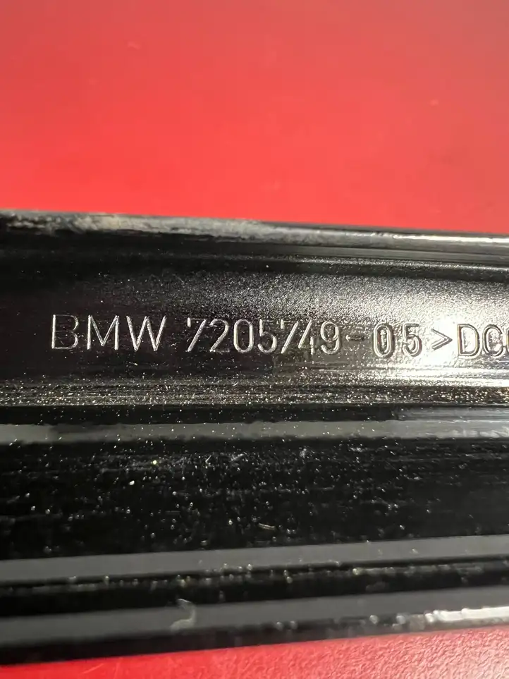 BMW X3 F25 (2010 - 2017) 7205749 Накладка стекла задней двери — фото 2