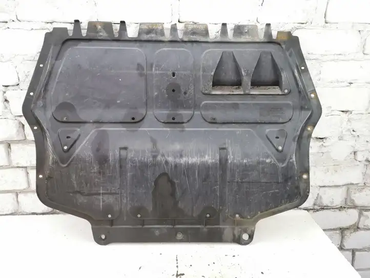 Skoda Octavia Mk2 (1Z) (2004 - 2013) 1K0825237K Защита двигателя — фото 1