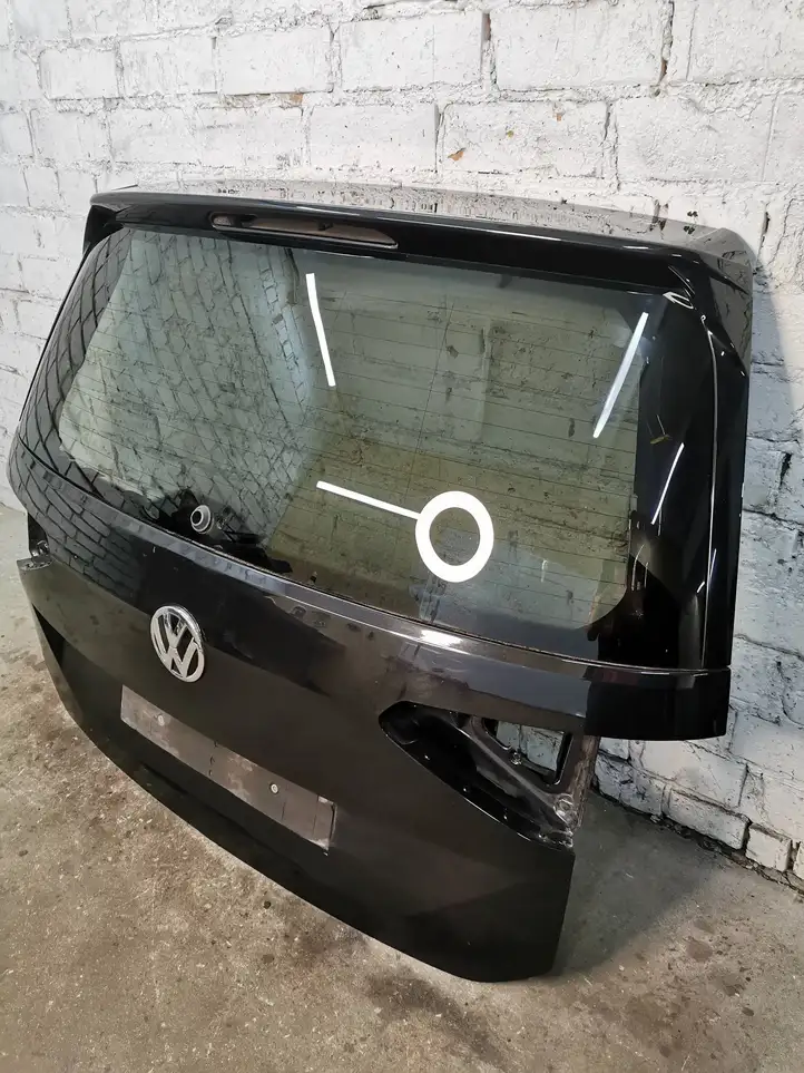 Volkswagen Touran III (2016 - ) Крышка багажника — фото 5