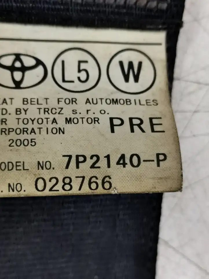 Toyota Corolla E120 E130 (2004 - 2007) 7P2140P Передний ремень безопасности — фото 4