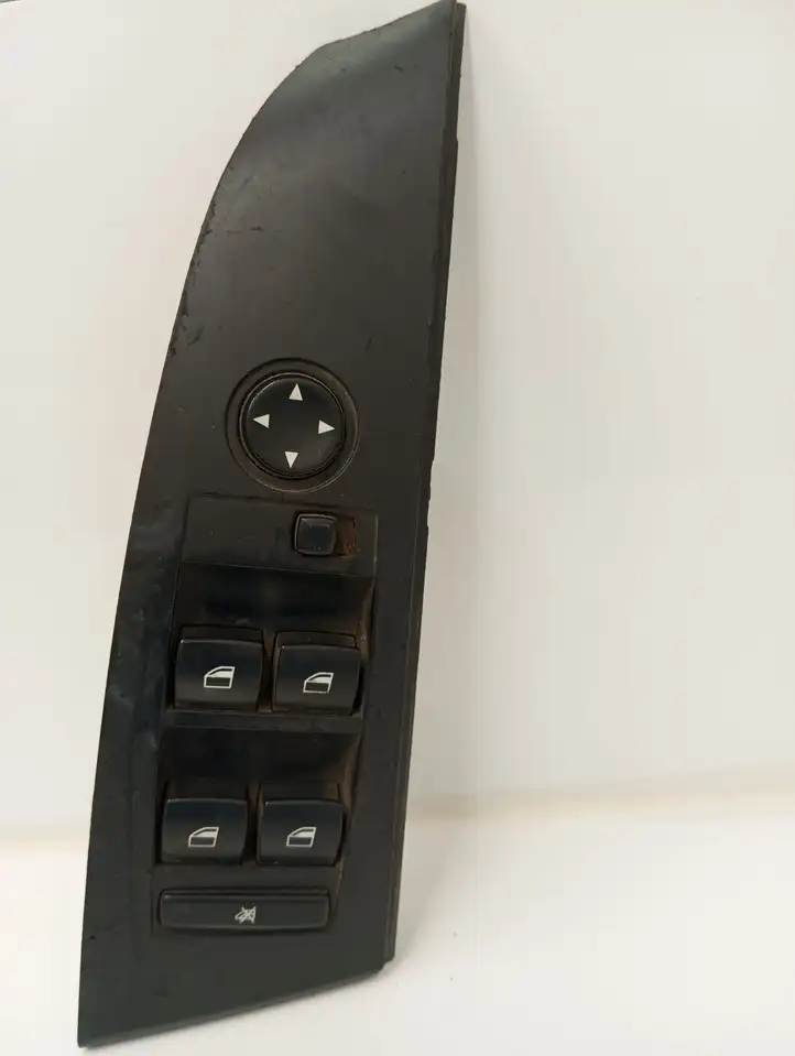 BMW 5 E60 E61 (2004 - 2010) 6951904 Кнопка стеклоподъемников — фото 1