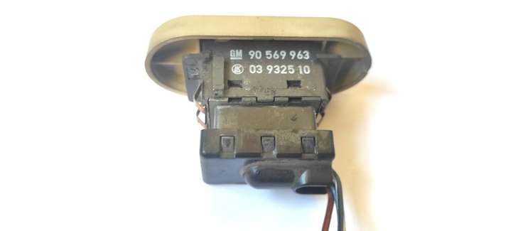 Opel Astra (1998 - 2004)  90569963 Другие включатели / ручки/ переключатели