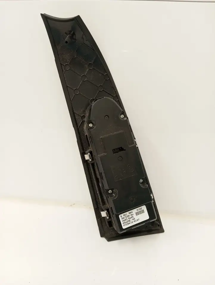 BMW 5 E60 E61 (2004 - 2010) 6951904 Кнопка стеклоподъемников — фото 3