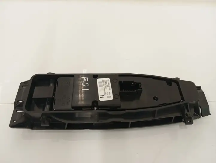 BMW 7 F01 (2008 - 2016) 9163611 Блок кнопок стеклоподъемников — фото 2