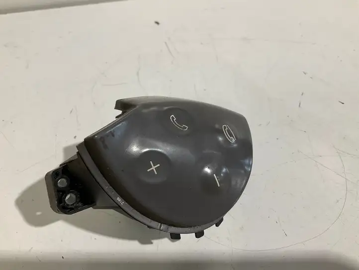 Mercedes-Benz E W211 (2002 - 2009) A2118206110 Кнопки на рулевом колесе — фото 1