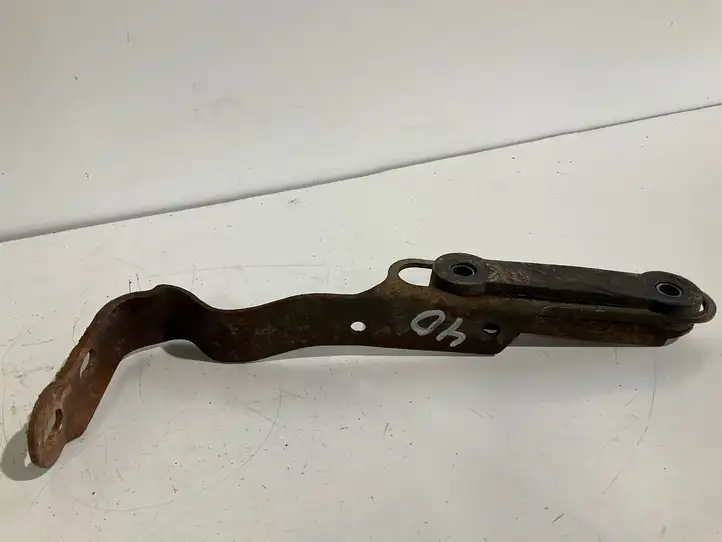 Mercedes-Benz E W211 (2002 - 2009) A2114928041 Кронштейн глушителя — фото 1