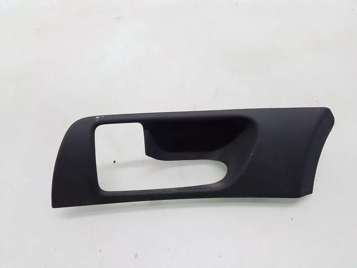 Toyota Avensis T250 (2003 - 2006)  6761605020 Другая деталь отделки пере́дней дверей