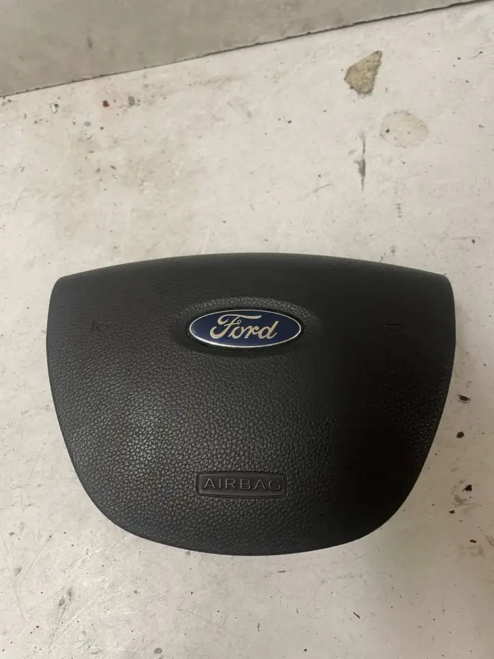 Ford Kuga I (2008 - 2012) 8V41R042B85AEW Подушка безопасности руля — фото 1