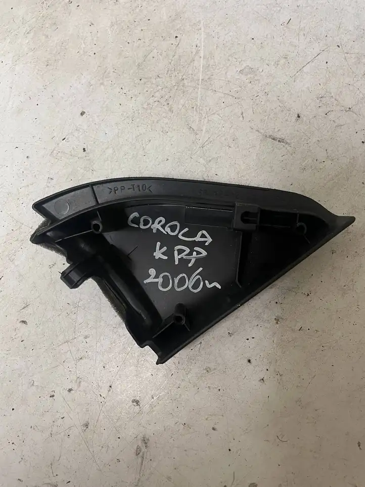 Toyota Corolla E120 E130 (2004 - 2007) 6749212460 Накладка бокового динамика — фото 1