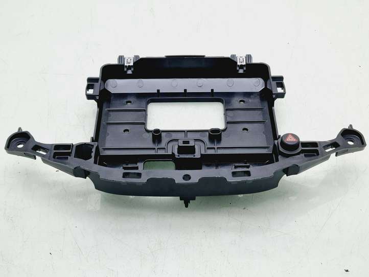 Opel Astra (2015 - 2020)  39026780 Другая деталь панели