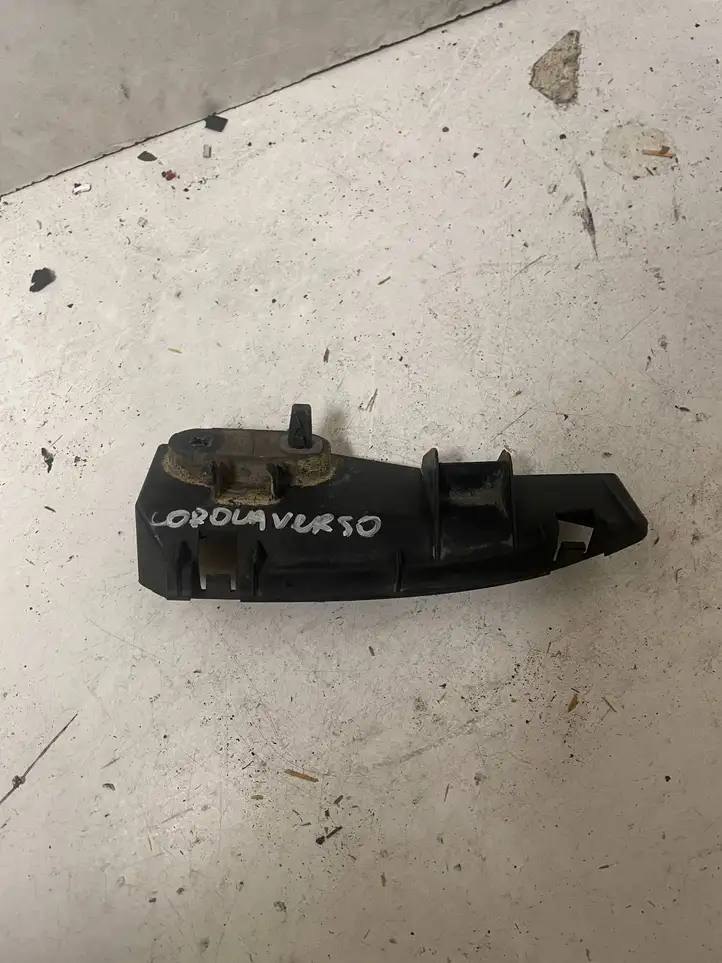 Toyota Corolla Verso AR10 (2004 - 2009) 525620F010 Кронштейн заднего бампера — фото 2