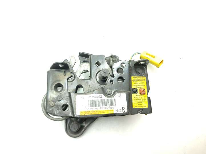 BMW 5 F10 F11 (2009 - 2016)  7184442 Замок капота