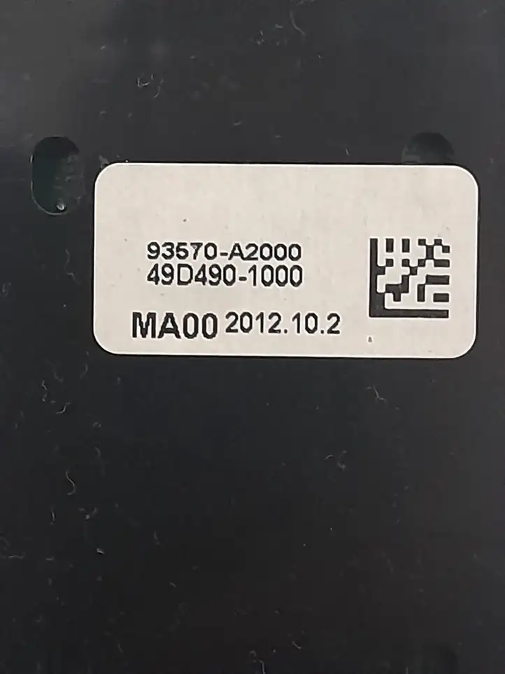 Kia Ceed (2012 - 2015) 93570A2000 Кнопка стеклоподъемников — фото 2