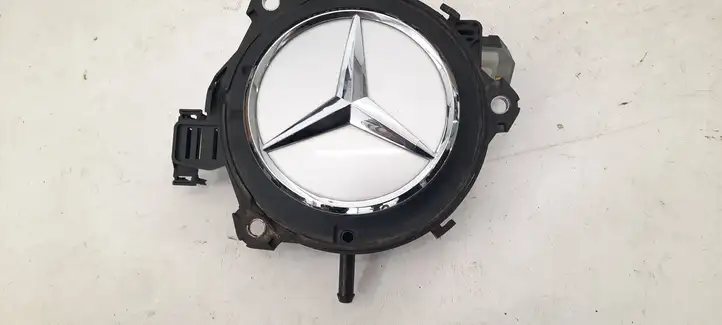Mercedes-Benz GLC X253/C253 (2015 - ) A0997500300 Ручка крышки багажника — фото 2