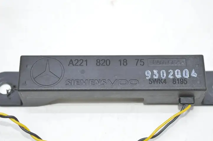 Mercedes-Benz S W221 (2005 - 2013) Блок бесключевого доступа — фото 3
