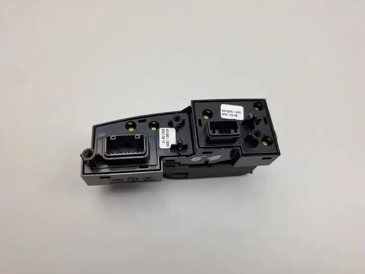 Kia Niro (2016 - ) 93310Q4020 Включатель AUTO HOLD — фото 12