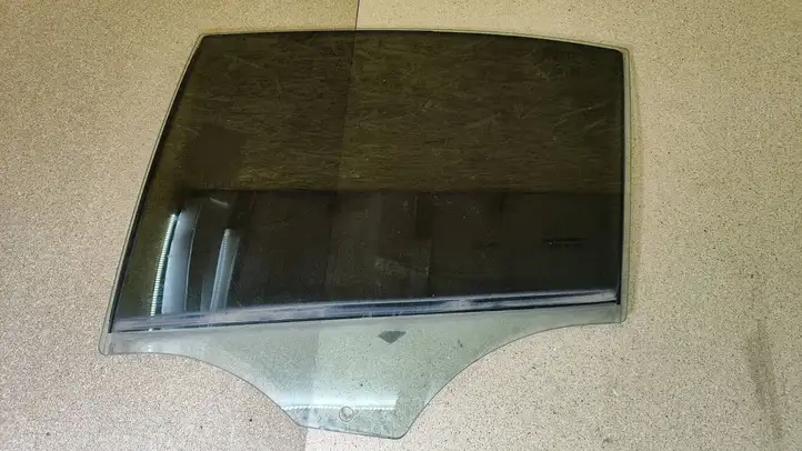 BMW 3 E90 E91 (2005 - 2012) E143R001582 Стекло задней двери — фото 1
