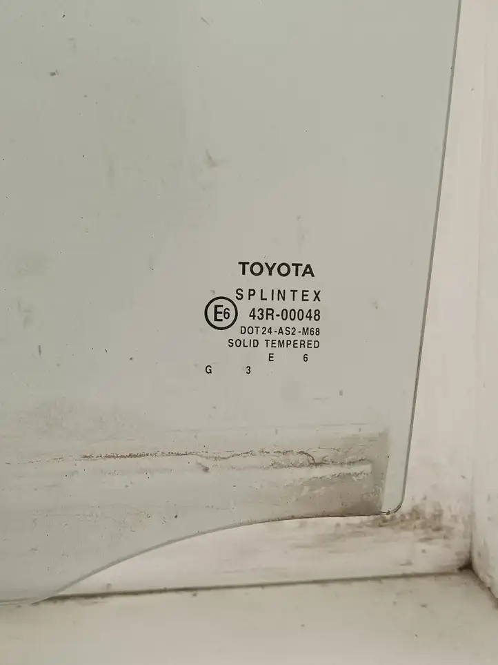 Toyota Avensis T250 (2006 - 2009) AS2 Стекло задней двери — фото 2